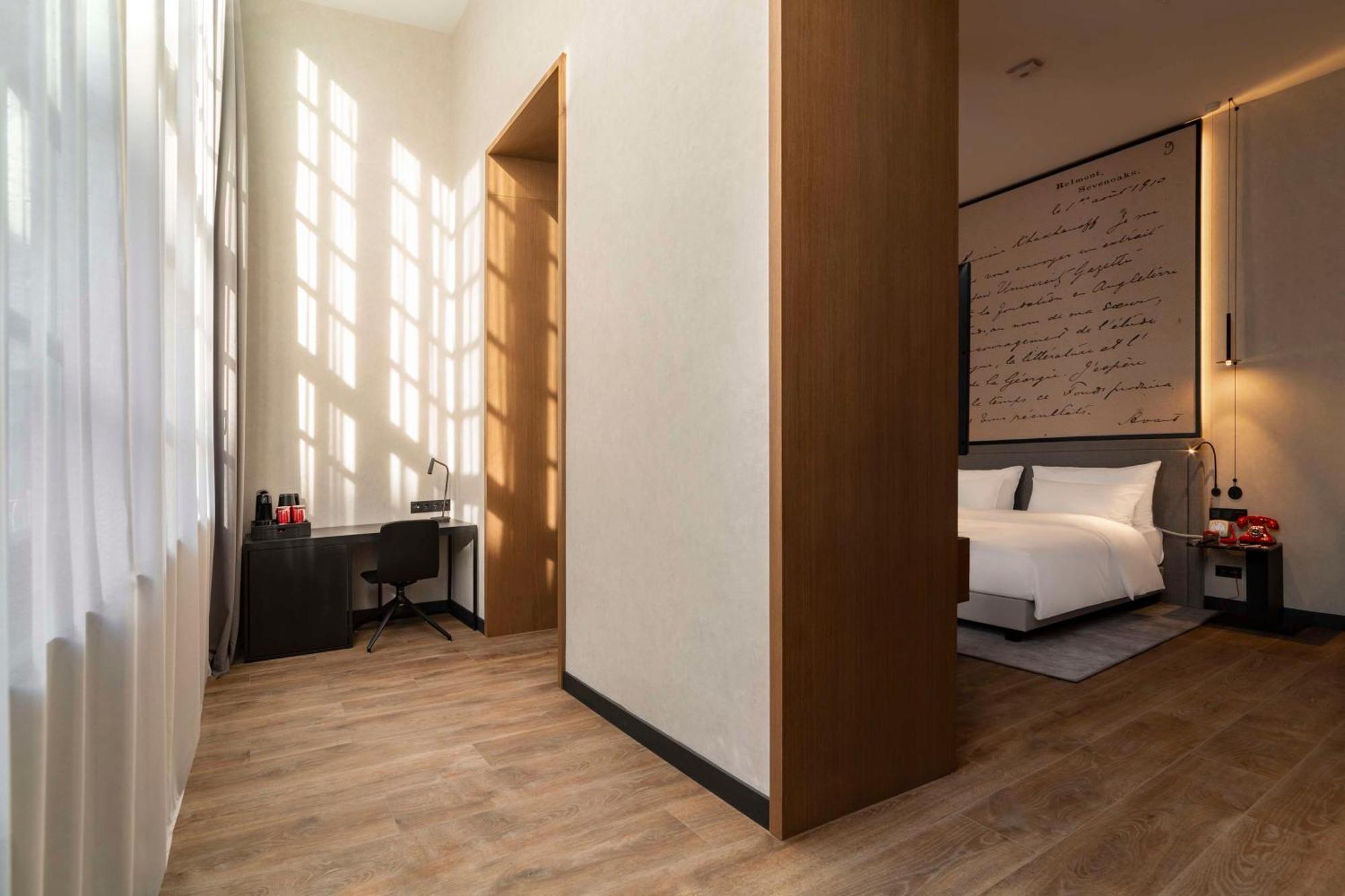 Radisson Red Tbilisi Hotel Ngoại thất bức ảnh