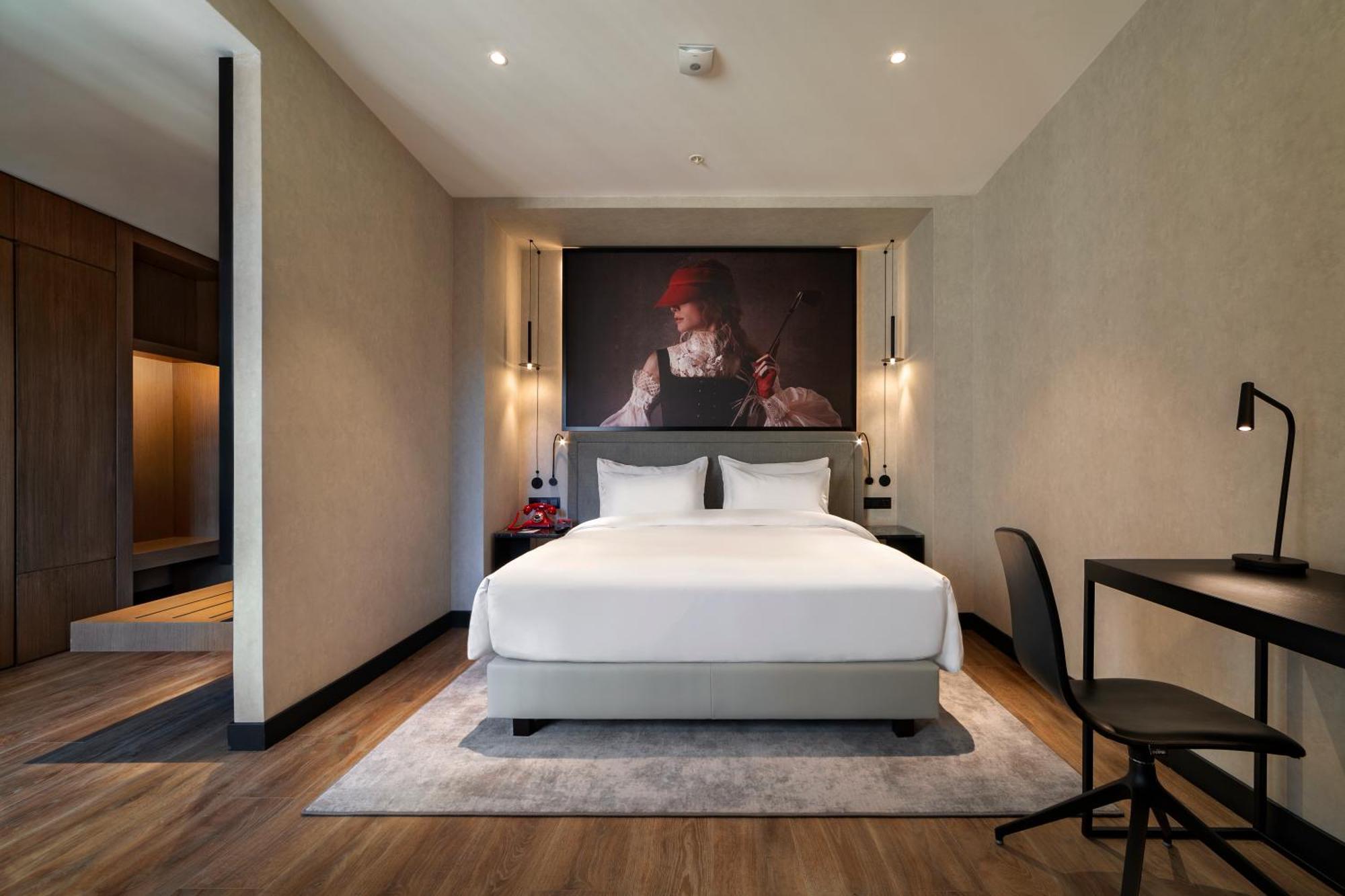 Radisson Red Tbilisi Hotel Ngoại thất bức ảnh