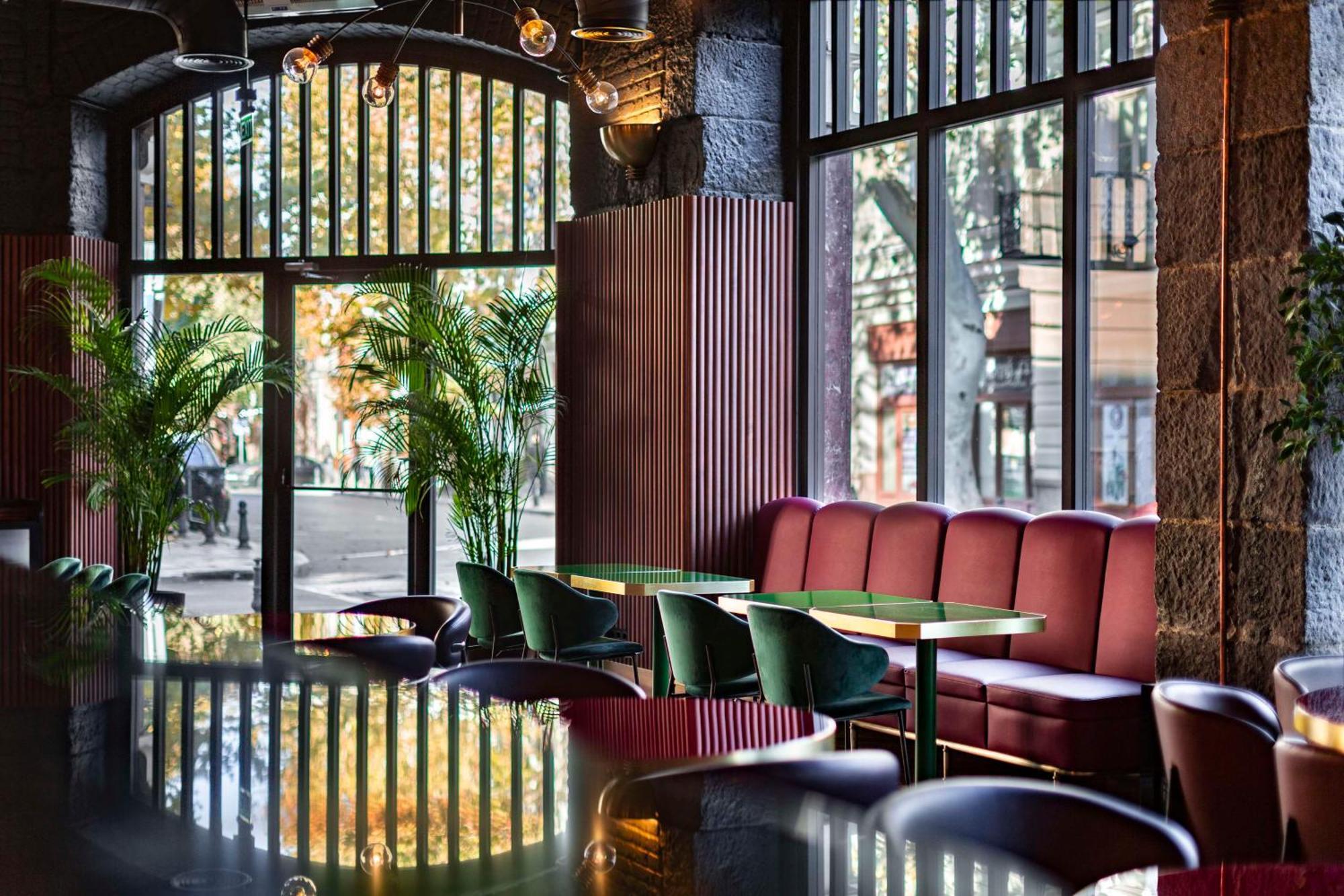 Radisson Red Tbilisi Hotel Ngoại thất bức ảnh