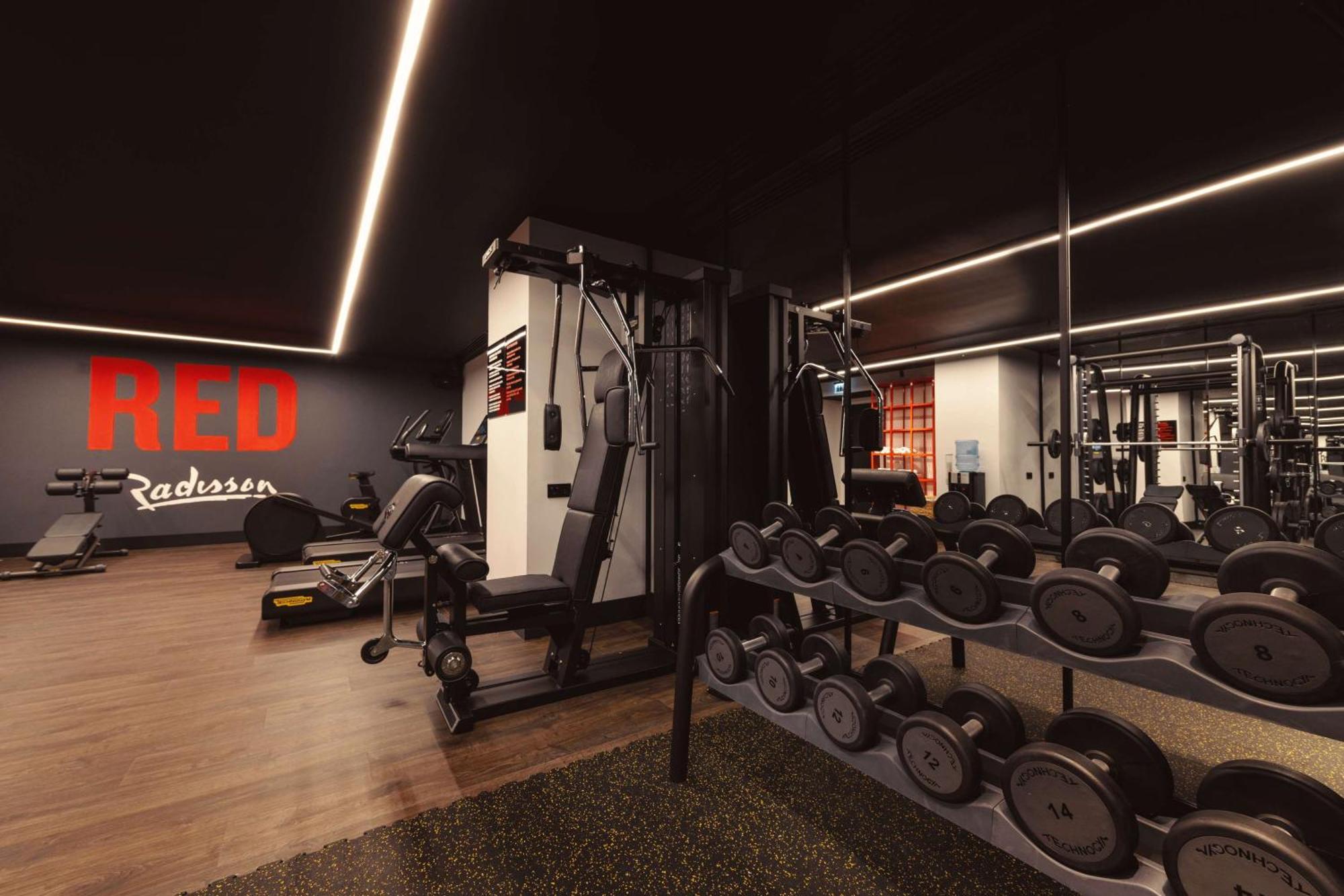 Radisson Red Tbilisi Hotel Ngoại thất bức ảnh
